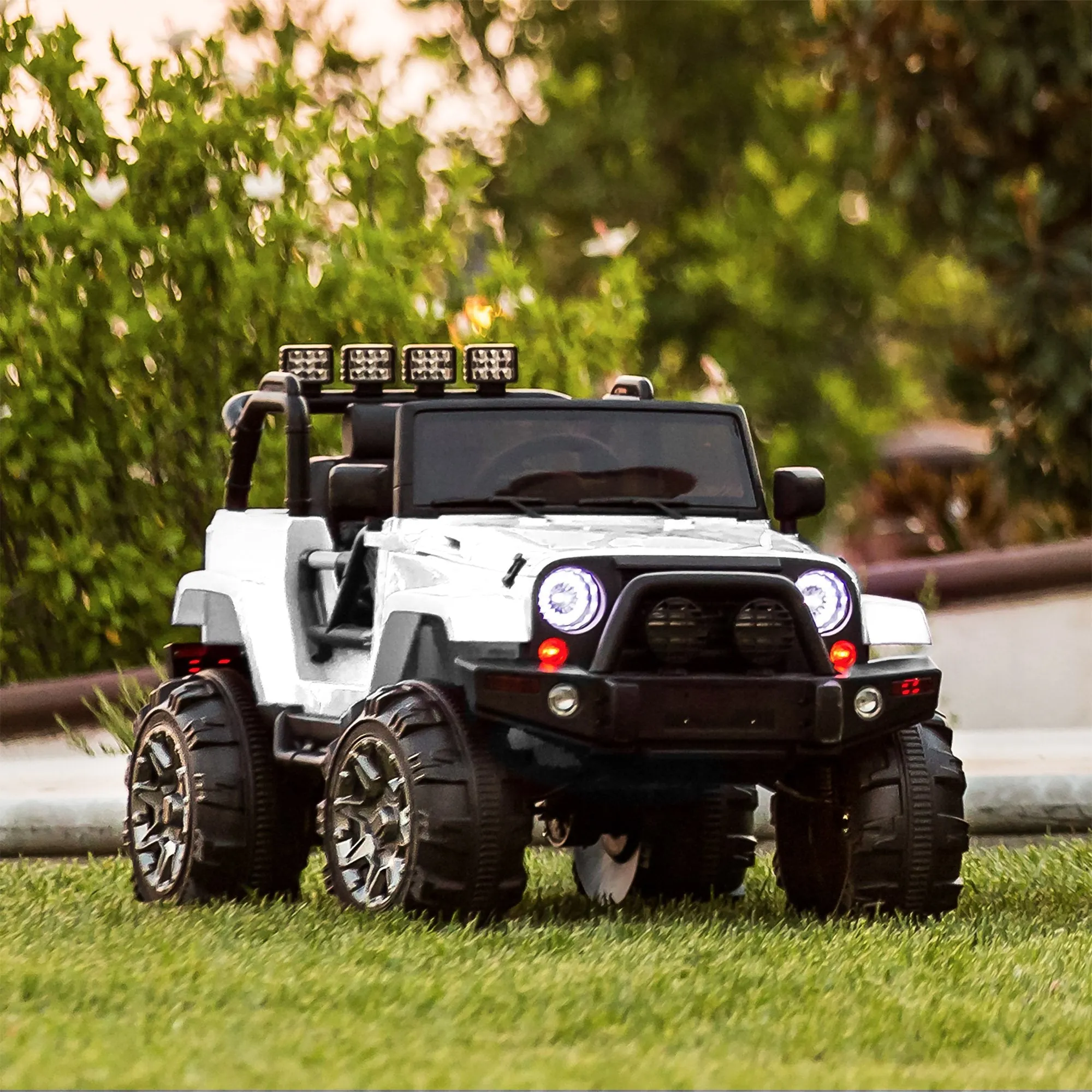 12V Kids Ride-On Truck Car Toy w/ 3 Speeds, LED Lights, Remote Control, Aux