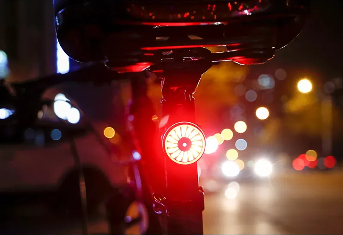 JEORGE Smart Bike Tail Light: Auto On/Off Rear Bicycle Flashlight.