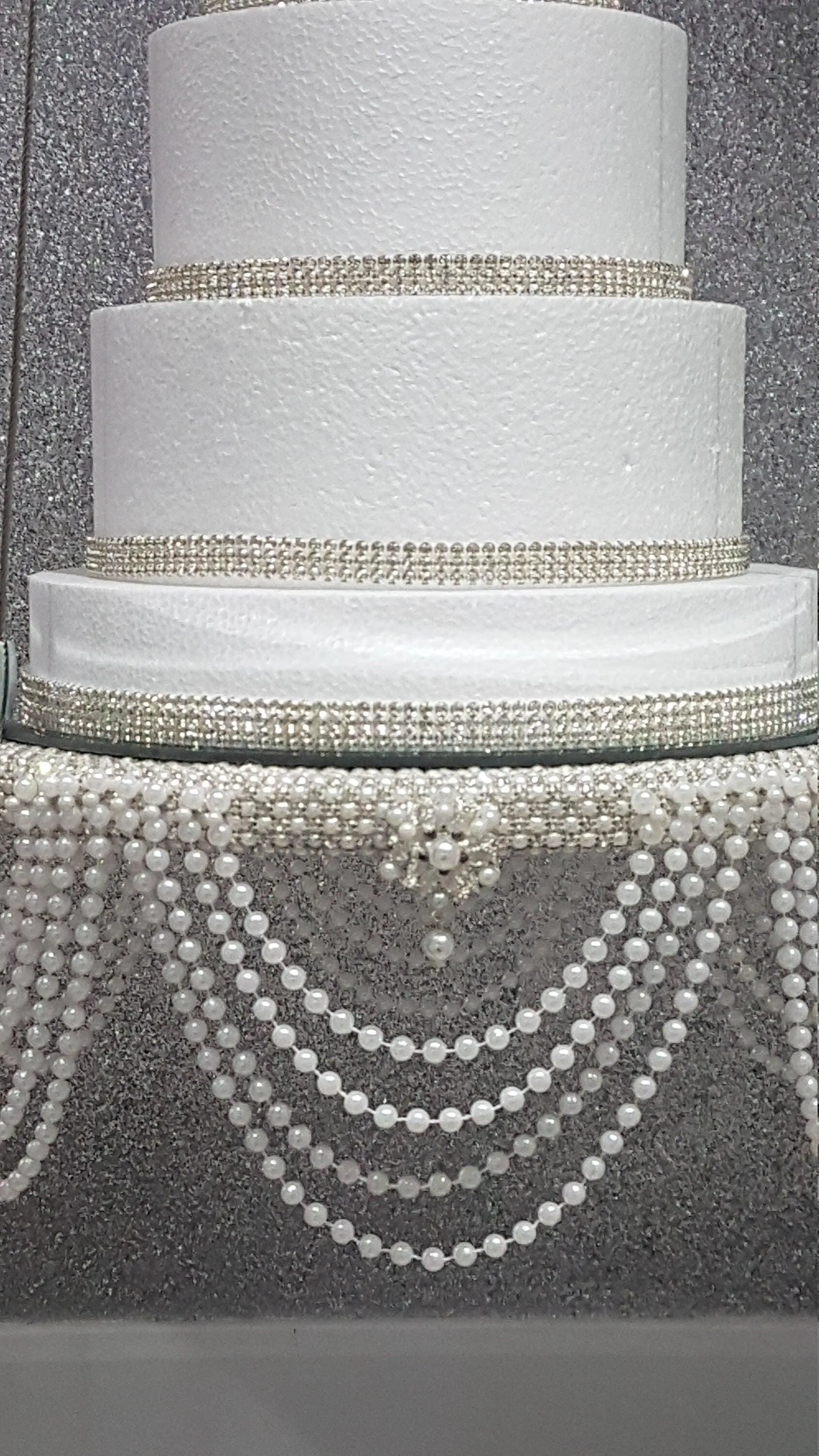 Suspended cake swing, hanging cake stand ,Pearl drape and crystal ,heavy duty holds 200lbs by Crystal wedding uk